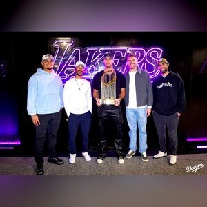 The LA 💙 Champs 40% Discount!